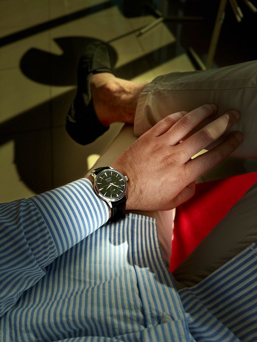 Dakikaların dansı, saniyelerin ahengi… Zamanı hissedenlere selam olsun, gününüz saat gibi tıkır tıkır geçsin!