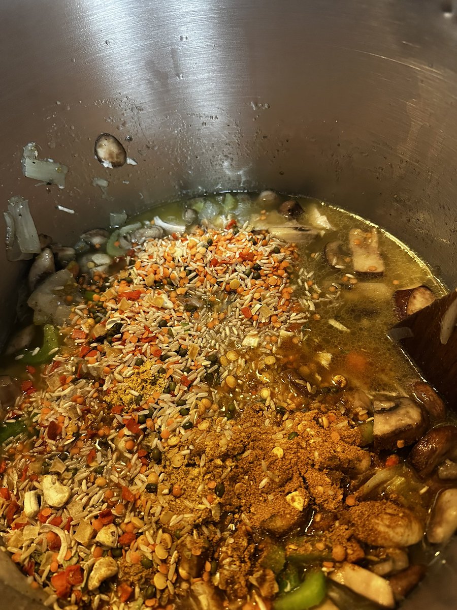 paul_siddaway's tweet image. Soup - sequencing … veggies …add chicken - add broth - add beans rice barley- simmer for 1 hour 15 - relax with a nice glass of wine … serve