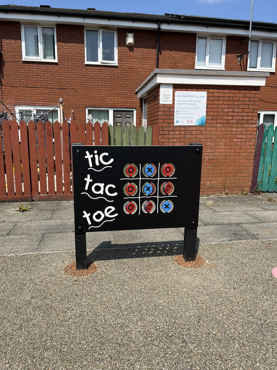 Another fantastic install from the team 👏🏻  - This time at Bramfield Walk, Manchester. This is 1 of 11 areas we have developed for One Manchester with all areas completed over the space of 6 Weeks.
instagram.com/p/DLPJmZ2IFDi/…