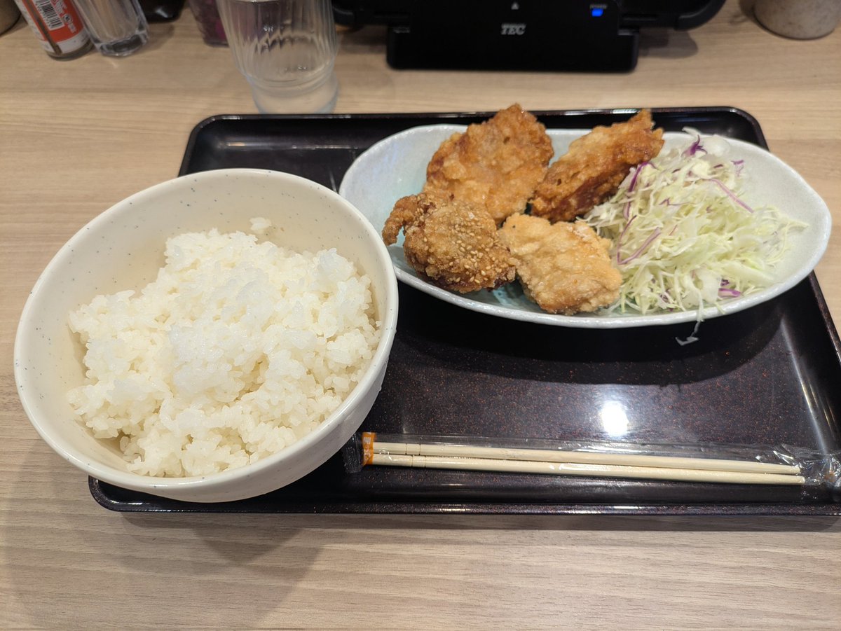wwts3696's tweet photo. 昼
からあげ https://t.co/h2d2bUIkM7