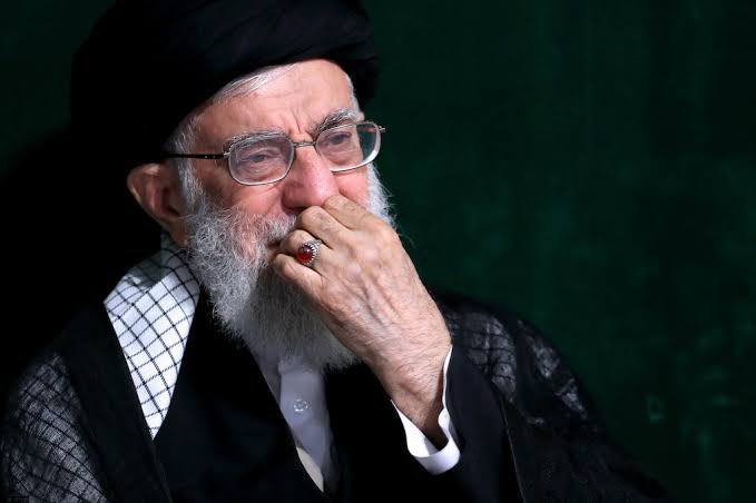 Pradeep Tiwari (@pradeep14869) on Twitter photo <a href="/ChandanSharmaG/">Chandan Sharma</a> ....
#Iran #IranIsraelConflict
#IranVsIsrael #ceasefire
ईरान के सरकारी मीडिया का कहना है कि ईरान ने युद्ध विराम से पहले इजरायल पर मिसाइल हमलों की अंतिम श्रृंखला शुरू कर दी है।
जैसा कि हमने पहले बताया था, इजराइल का कहना है कि ईरान ने देश पर और मिसाइल हमले किए हैं, जिसमें कम से कम <a href="/ChandanSharmaG/">Chandan Sharma</a> ....
#Iran #IranIsraelConflict
#IranVsIsrael #ceasefire
ईरान के सरकारी मीडिया का कहना है कि ईरान ने युद्ध विराम से पहले इजरायल पर मिसाइल हमलों की अंतिम श्रृंखला शुरू कर दी है।
जैसा कि हमने पहले बताया था, इजराइल का कहना है कि ईरान ने देश पर और मिसाइल हमले किए हैं, जिसमें कम से कम