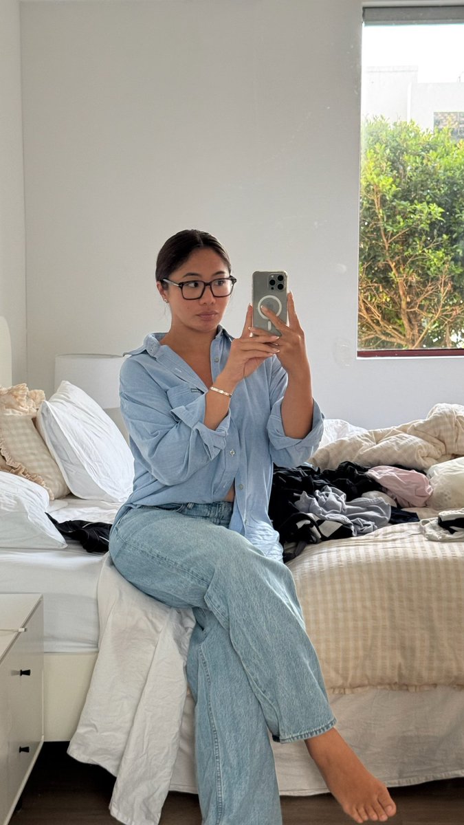 dressed for business but looking for casual 🤓