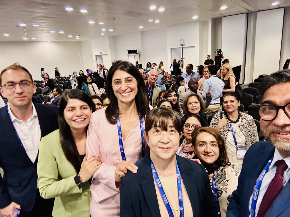 VimeeBindra's tweet image. Honoured to speak at the RCOG World Congress 2025 in London on the strategic role of robotic surgery in complex gynaecological cases — especially in deep endometriosis and its surgical outcomes and equitable access.