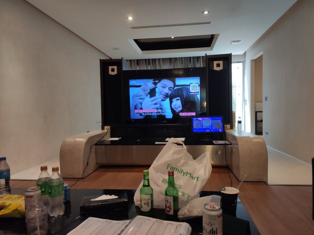 台北新手情侶1314 tweet media