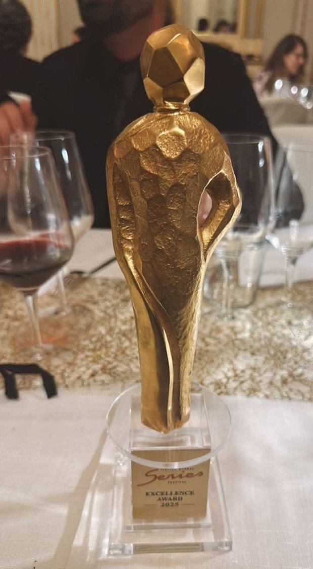 007_reny's tweet image. ... the main reason that should not be overshadowed and should be highlighted .... EXCELLENCE AWARD 2025 #CanYaman