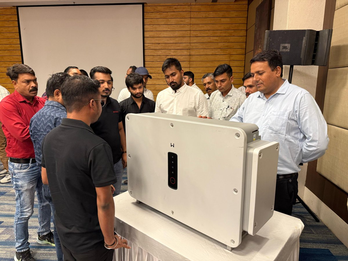 vashiisl's tweet image. Thank you to everyone who joined us in Indore for the GoodWe String Inverters Technical Training and Customer Meet at the Brilliant Convention Centre.

#GoodWe #stringinverter #workshop #customermeet #solar #VashiISL #VashiIntegratedSolutions
