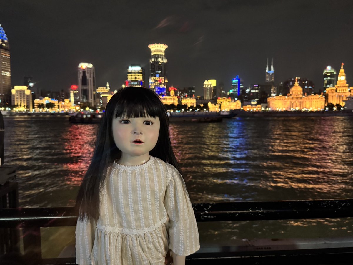 ＼アヤちゃんに会える！／
アヤちゃん人形 撮影会付き上映会📸
開催決定！！

①TOHOシネマズ渋谷
6月27日(金)
17:30の回上映後

②TOHOシネマズ新宿
6月27日(金)
19:00の回上映後

詳しくはこちら👇
dollhouse-movie.toho.co.jp/news.html#2025…

アヤちゃん、みんなに会えるの楽しみだって！

#映画ドールハウス