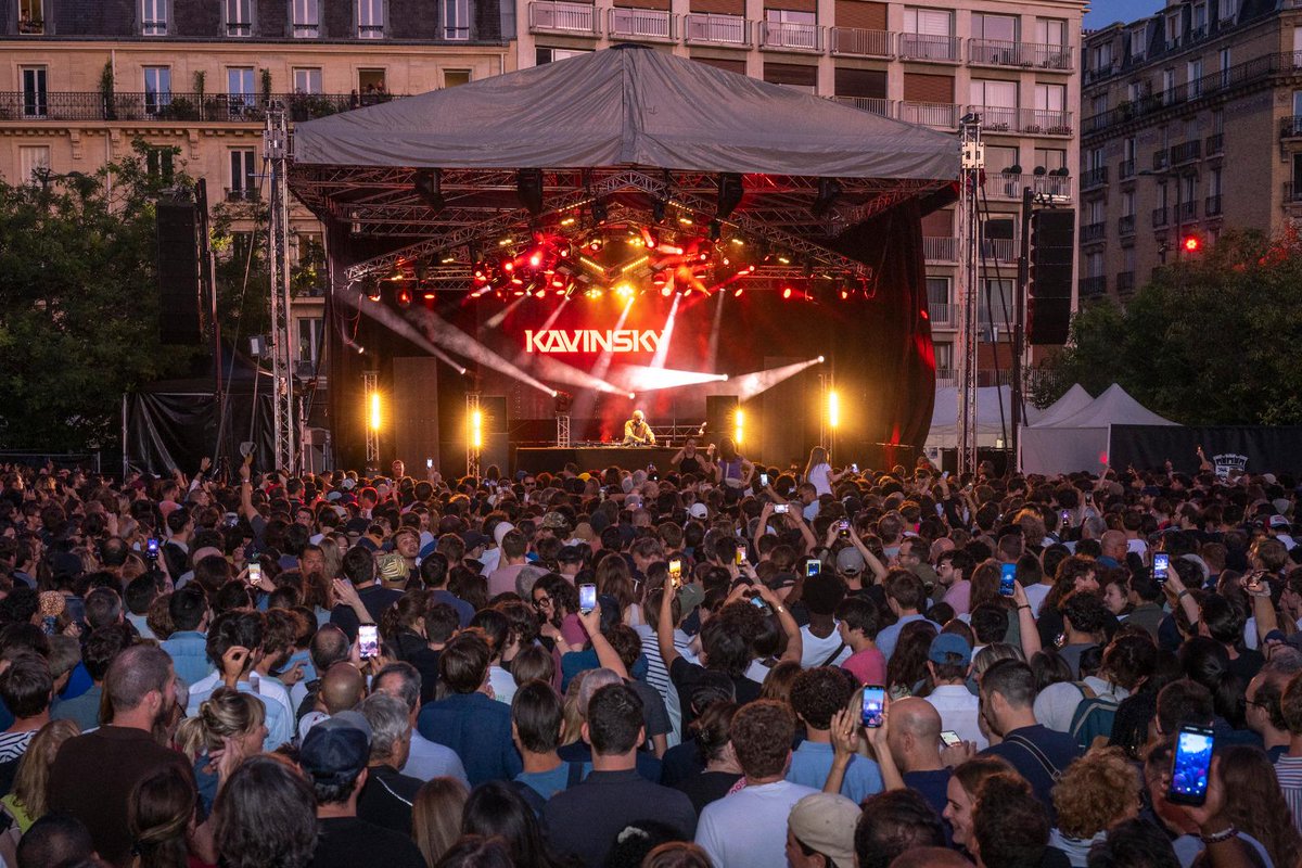 🟥Concert de KAVINSKY à Asnières

✅Un moment unique 
✅Une foule immense 
✅Des Asniérois heureux