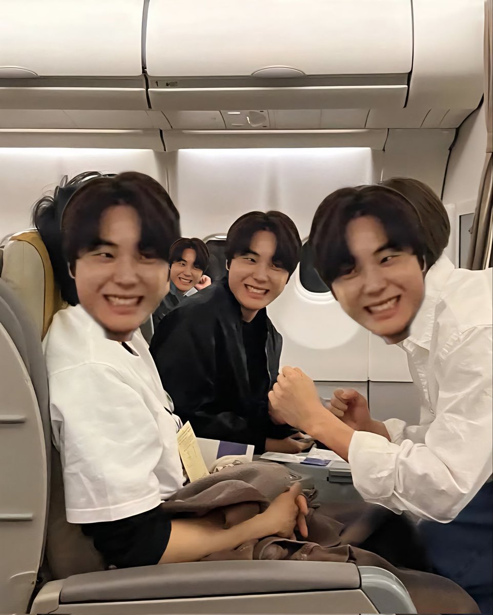 mellow🍄 tweet media