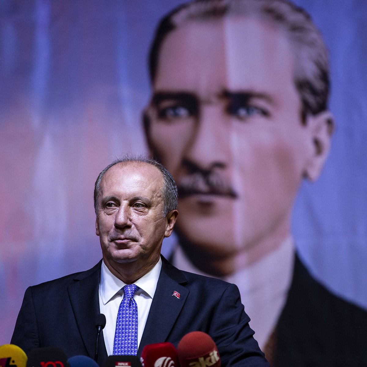 SON DAKİKA | Muharrem İnce CHP'ye geri döndü.