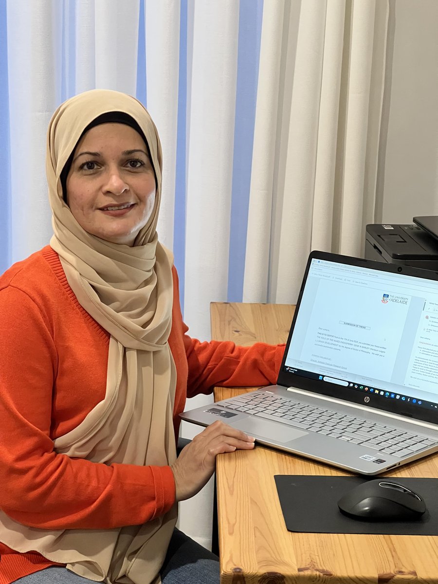 Adelaide Graduate Research School (@gradschooluofa) on Twitter photo What happens inside a seed can shape the world outside it.
Today we’re celebrating Juhiana Al-Jabiry’s submission of their PhD thesis on grain fill and quality in cereals. Huge congratulations for this amazing achievement!
#ThesisSubmitted #GrainScience #HDRComplete <a href="/UofA_SET/">Faculty of Sciences, Engineering and Technology</a> What happens inside a seed can shape the world outside it.
Today we’re celebrating Juhiana Al-Jabiry’s submission of their PhD thesis on grain fill and quality in cereals. Huge congratulations for this amazing achievement!
#ThesisSubmitted #GrainScience #HDRComplete <a href="/UofA_SET/">Faculty of Sciences, Engineering and Technology</a>