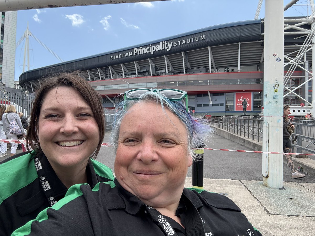 Kez Aldridge (@kez_a79) on Twitter photo Last nite I had the opportunity to act as welfare support & work alongside our volunteers @ the Principality Stadium last night. I have a say a massive thanks to <a href="/GazNursePrac/">Gaz Nurse Prac</a> for showing me the ropes. It reminded me of my young days out on events but the uniform has changed Last nite I had the opportunity to act as welfare support & work alongside our volunteers @ the Principality Stadium last night. I have a say a massive thanks to <a href="/GazNursePrac/">Gaz Nurse Prac</a> for showing me the ropes. It reminded me of my young days out on events but the uniform has changed