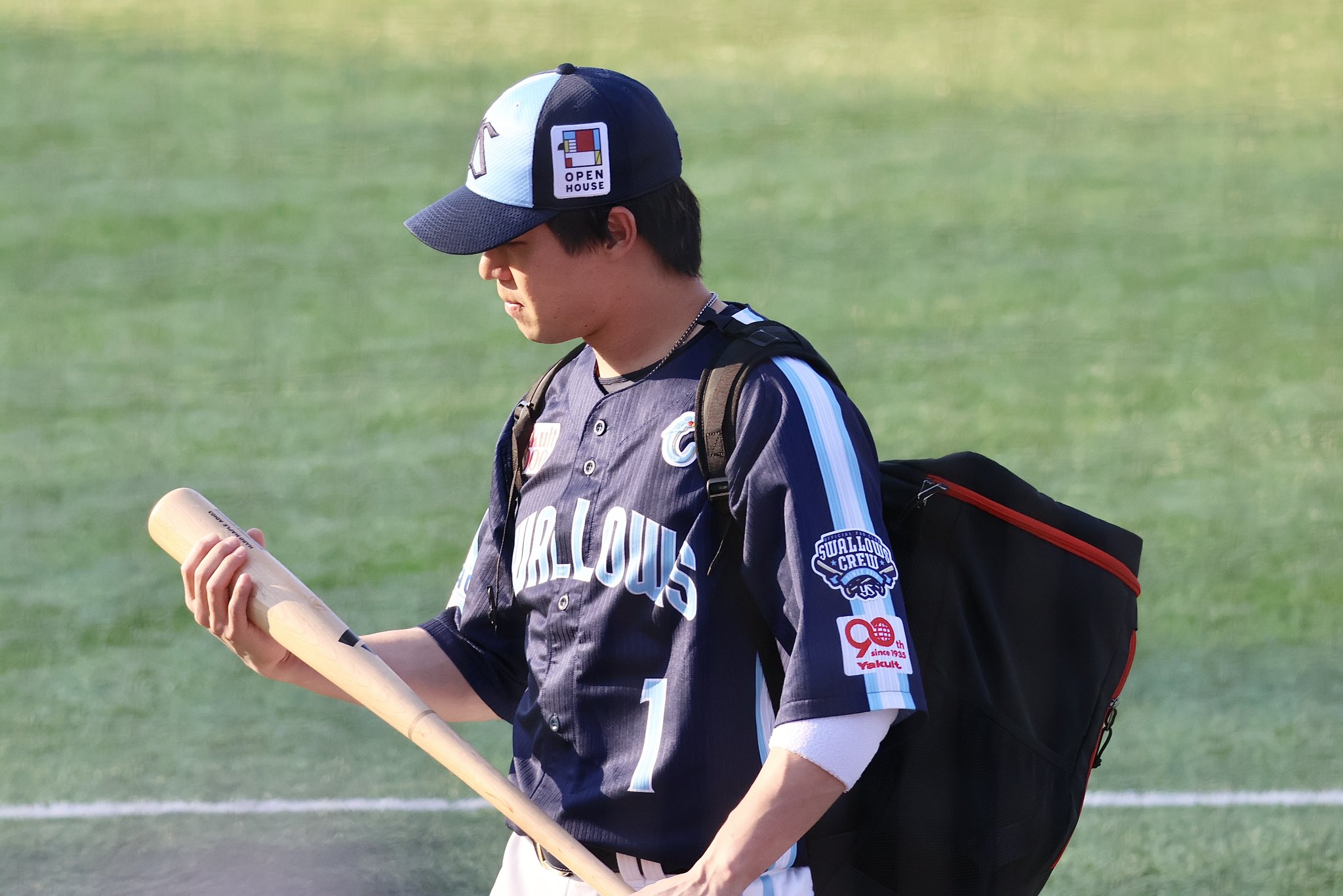 Yahoo!オークション - 東京ヤクルトスワローズ 1 山田哲人 2022