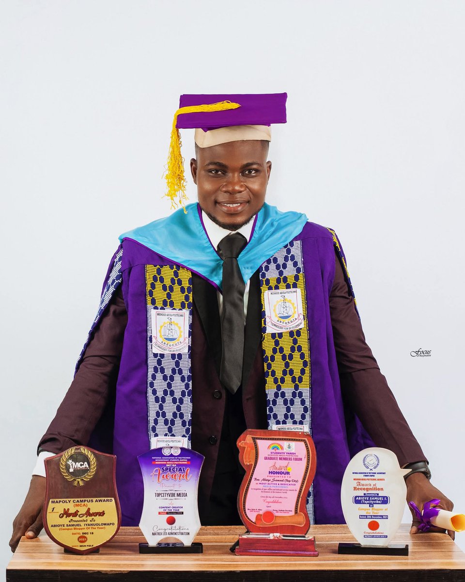Babshub_'s tweet image. Its Convocation 🎓 day in @MAPOLYinfo and I congratulate all students.

Quote this tweet with your picture in MAPOLY, whether you are at the convocating venue or not. Use the Hashtag #MapolyConvocation