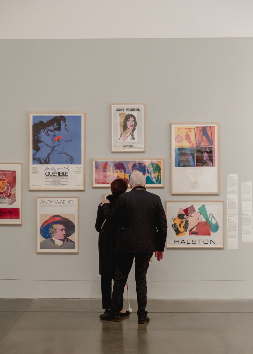 MK_Gallery's tweet image. ‘I’m sure I’m going to look in the mirror and see nothing. People are always calling me a mirror and if a mirror looks into a mirror, what is there to see?’ - Andy Warhol
🎨 Andy Warhol: Portrait of America, an ARTIST ROOMS exhibition
#Andywarhol #MKGallery #exhibition