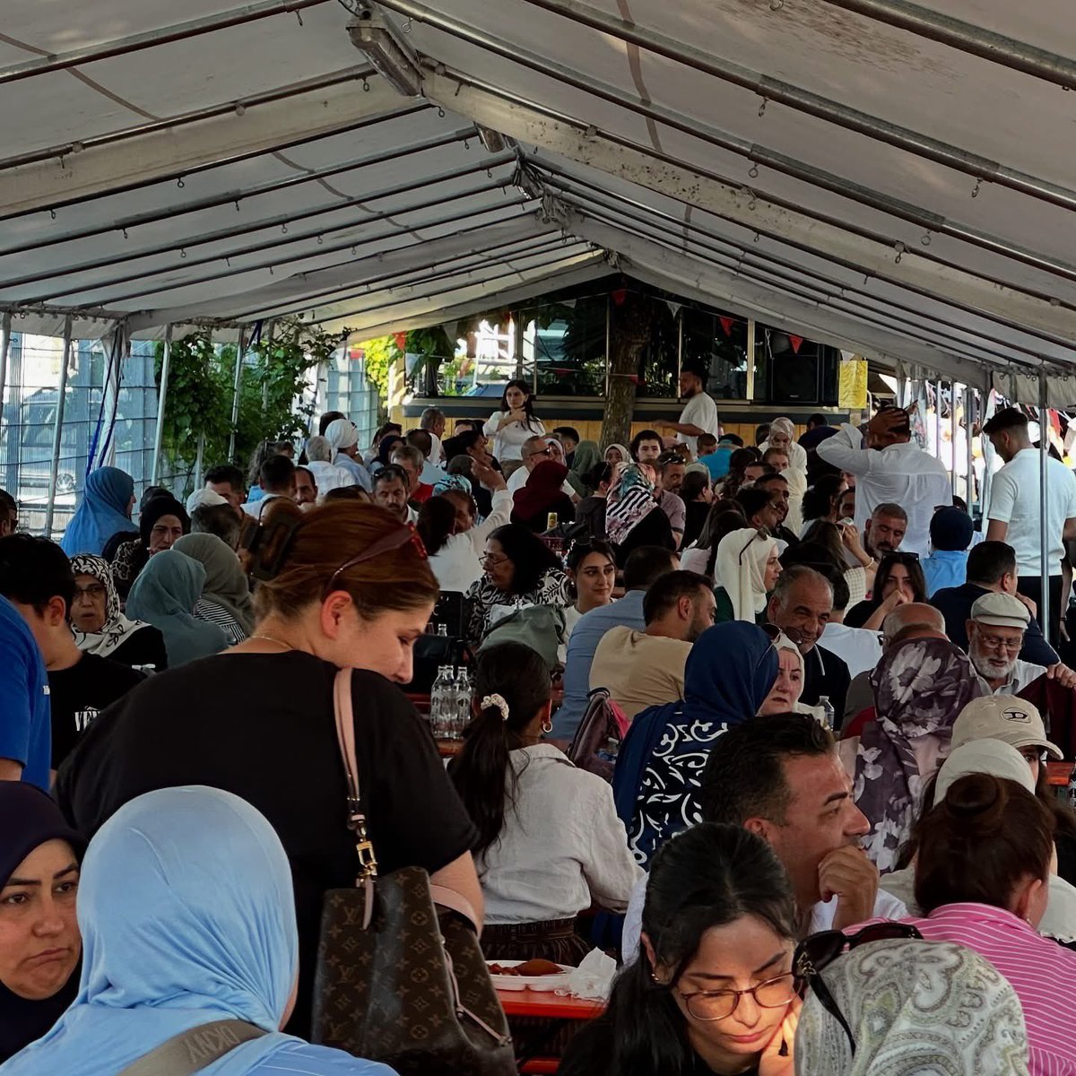 Türk Federasyon Heilbronn derneğimizin düzenlediği Türk Kültür Festivali’nde gönüldaşlarımızla birlikte olduk. Başta Başkan Sn. Yalçın Başak olmak üzere emeği geçen herkese teşekkür ederiz. 

#TürkFederasyon #AvrupaTürklüğü #ÜlkücüHareket #TürkMilleti #TürkKültürü