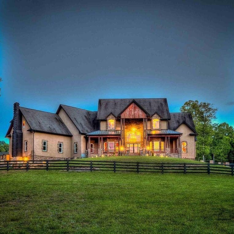 Welcome to the foxtail gardens. We specialize in breeding and raising ferals

🌟New account not new to rp
🌟Nearly limitless
🌟Heavy feral themes present
🌟Open dms
🌟Detailed/literate
🌟7+years experience

Pls💛+♻️
🔽Muses and info below🔽