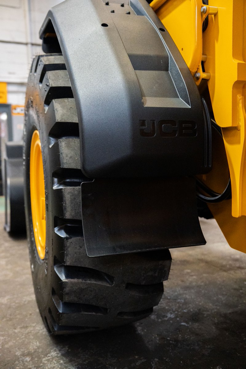 Watling_JCB's tweet photo. It’s all in the detail.
The JCB 437 is built for serious performance with a 183hp engine, CommandPlus cab, and high-lift options.
📞 01162 863621
📧 enquiries@watling-jcb.com
🌐 https://t.co/Oi80SiVQQn
#JCB437 #WheeledLoader #WatlingJCB https://t.co/zKHVU7tGU5