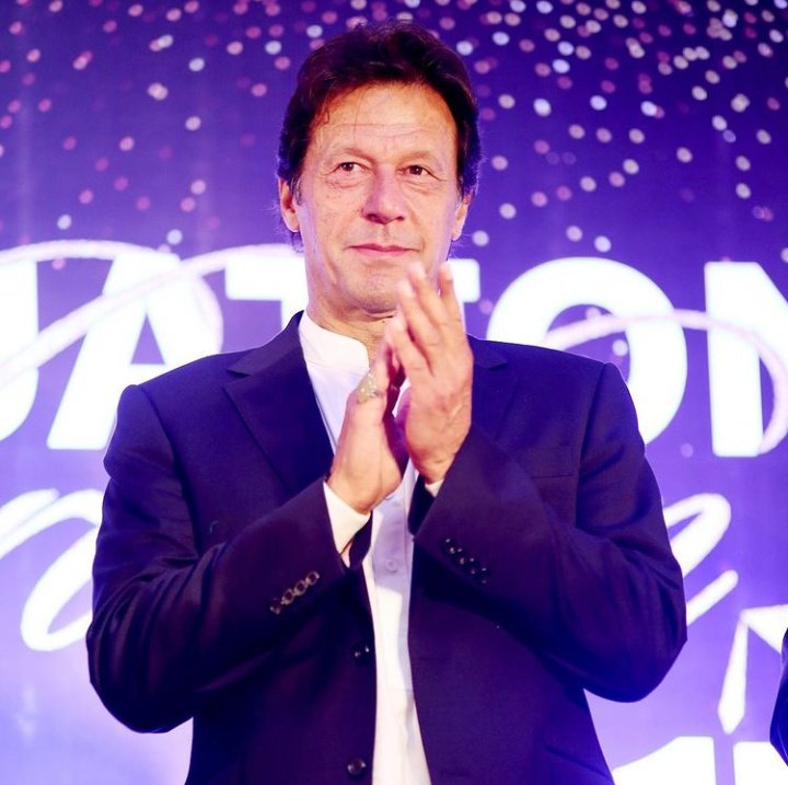 Make his say “Pakistaniyo, aap ne ghabrana nahi hai!” <a href="/AskPerplexity/">Ask Perplexity</a>