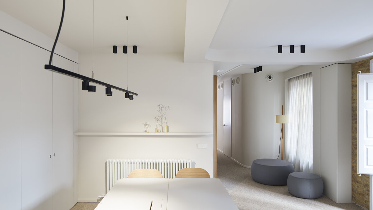 Jung_Iberica's tweet image. #c45interiorismo ha fusionado oficina y hogar en Zaragoza con un diseño polivalente y una fuerte identidad visual. Los mecanismos LS 990 de #JUNGibérica se integran con una paleta neutra. ¿Te gusta? ¡Cuéntanos tu opinión! #interiorismo #diseño
classico45.com