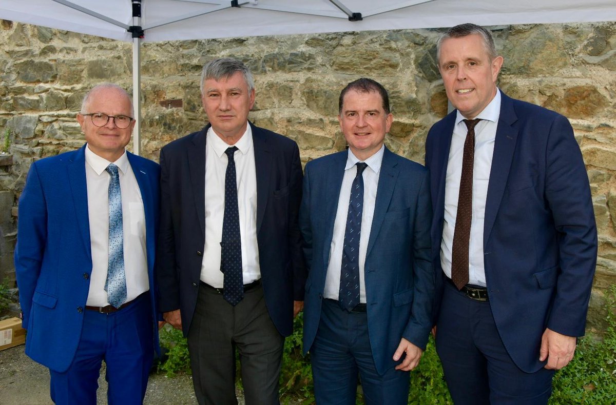 prefetrhone's tweet image. En ce lundi 23 juin, le sous-préfet de Villefranche-sur-Saône, M. GALLAND, s&apos;est rendu à Tarare (69) afin de lancer officiellement les #travaux de #requalification de la friche industrielle Jean-Baptiste Martin à Tarare (69).

L&apos;État a contribué à hauteur de 2 M€ dans le cadre…