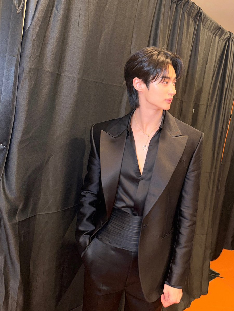 ANNYEONGHASEYO FINE SHYT