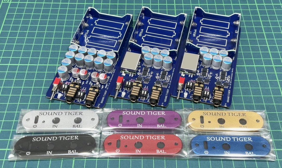 嵐の前の静けさか・・・
今週の製造予定はSOUND TIGER Idol 2台！
Sinfonia1台と Type-L 2台は基板在庫ありで最早で明日発送できます。
他のエディションも明日までのご注文で金曜日発送分になります。(先着の2件以降は来週です)
アルマイトFPも揃っておりますしご検討の皆様いかがでしょう?