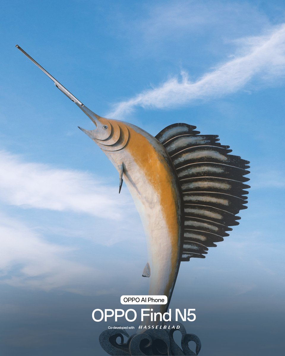OPPOArabia's tweet photo. As streamlined as the Marlin that graces Sharjah’s skyline.
What’s sleeker: the statue or the #OPPOFind5? Comment below for a chance to WIN an OPPO device.
#SlimYetPowerful https://t.co/MLd34EMtxi