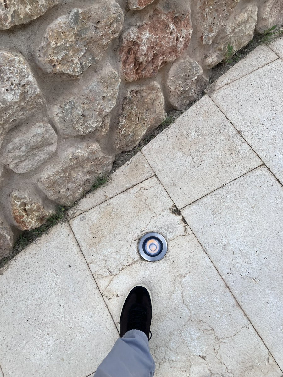 Iluminación nocturna respetuosa tweet media