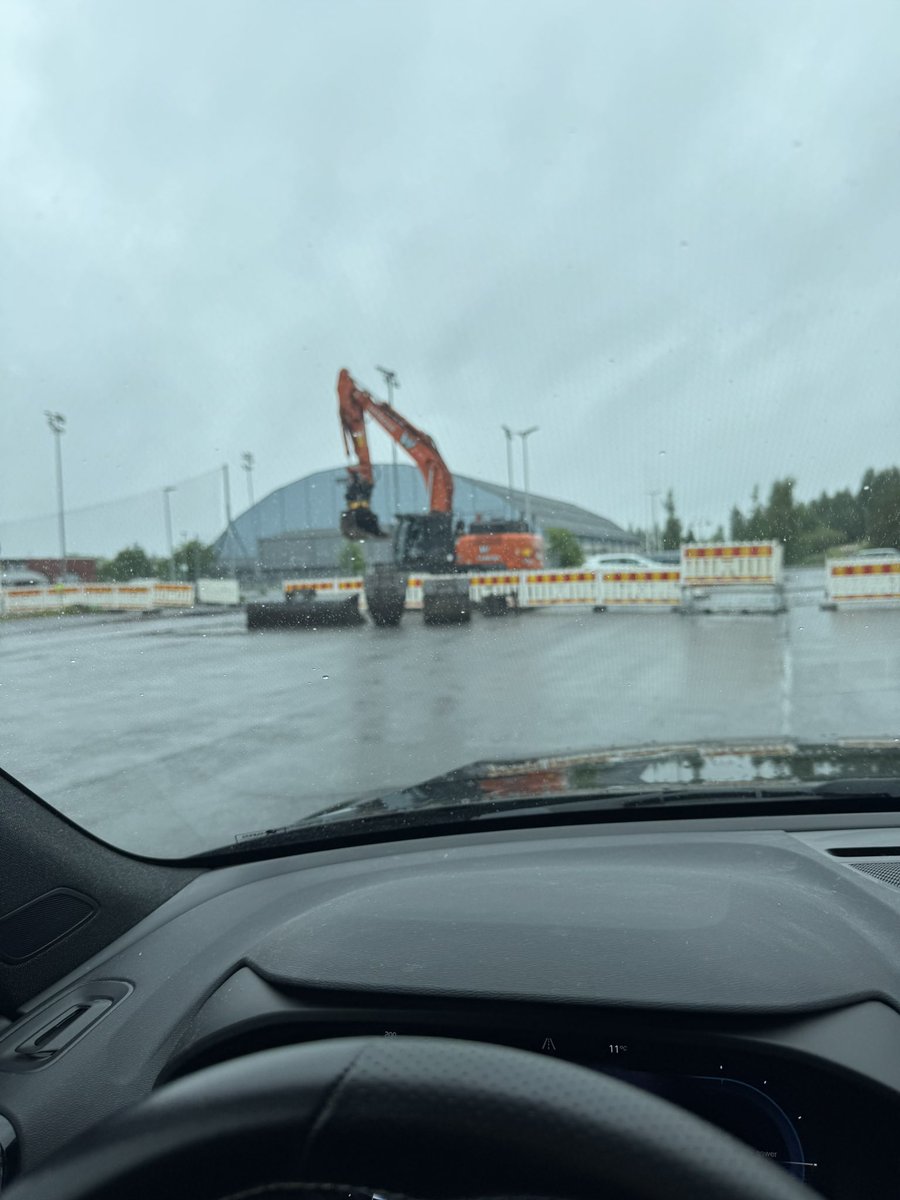 Tänään klo 12:00 lapio maahan, tervetuloa paikalle!

<a href="/ACOulu/">AC Oulu</a> #acoulu #Veikkausliiga #viimeinkin #jalkapallostadion #oulu