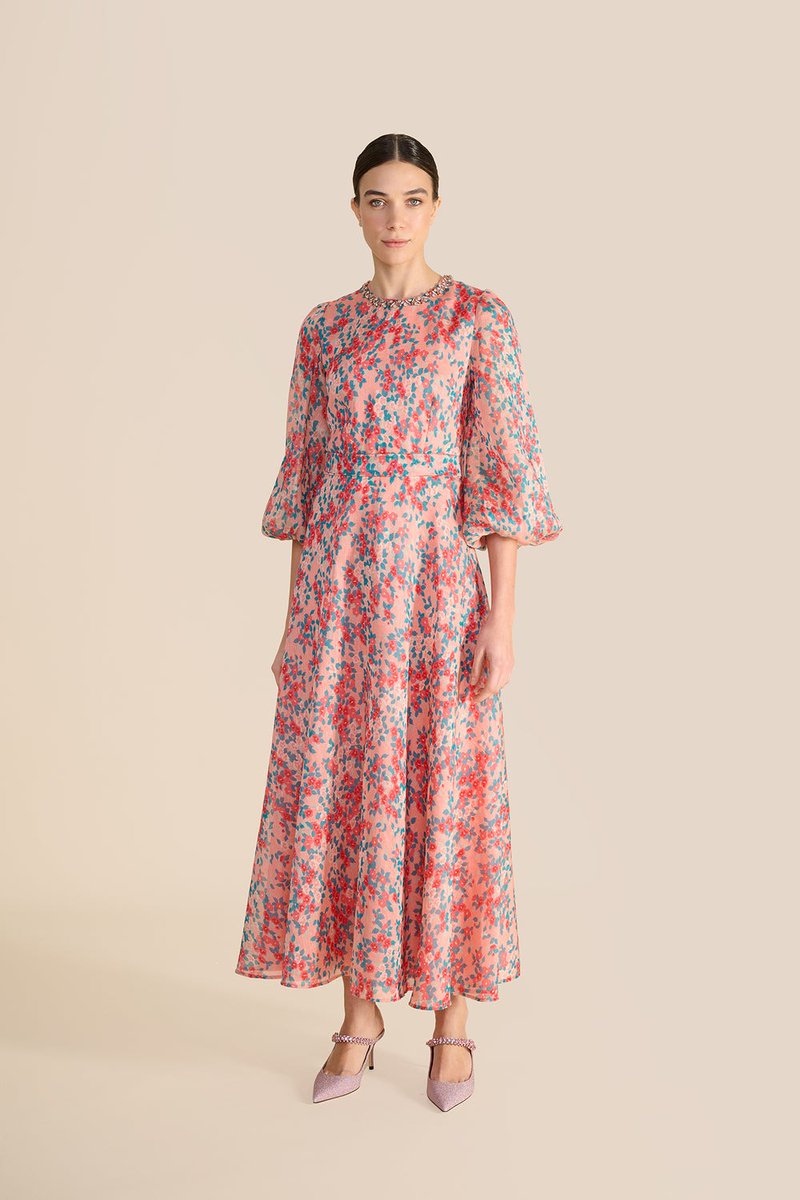 theguide_uk's tweet image. Wedding guest outfits sorted. See our edit inc this from Beulah London #weddingguest #whattowear #weddings  bit.ly/45Cliw5
