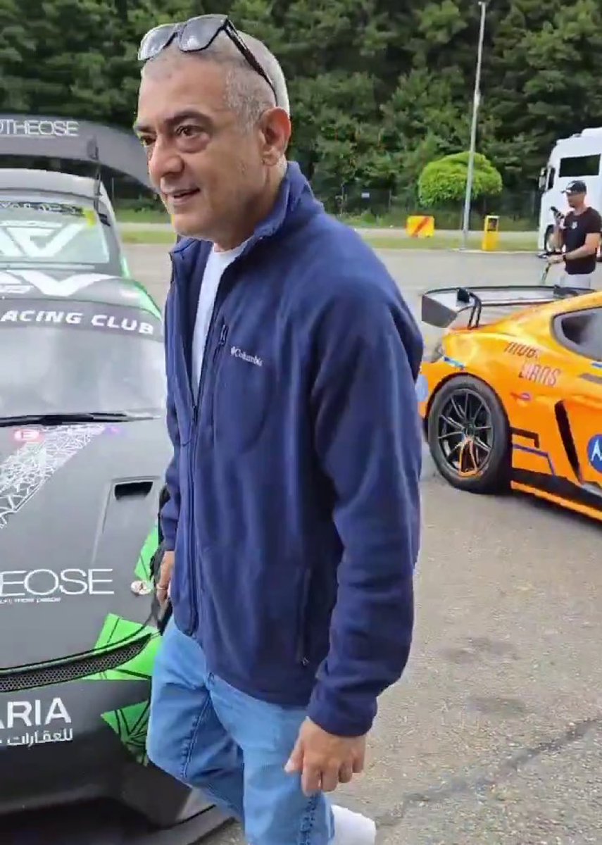 sri50's tweet image. #AjithKumar new look!