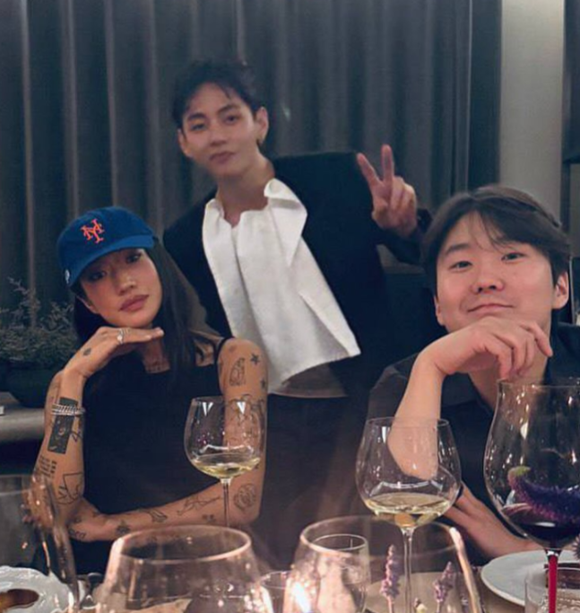 KoreaDispatch tweet media