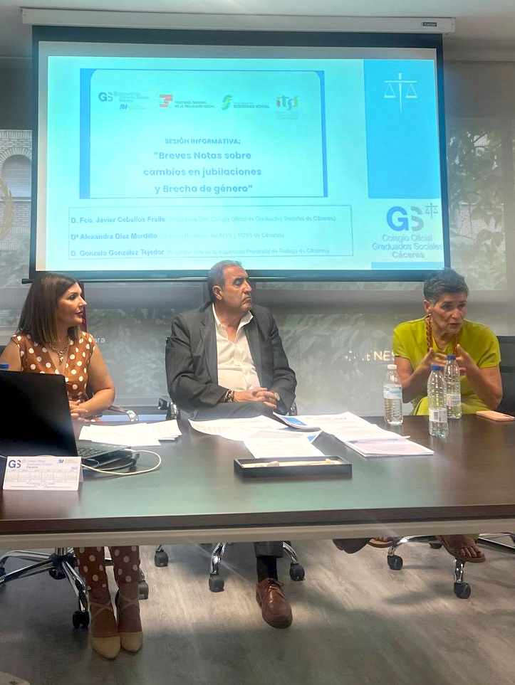 📅 El pasado 19 de junio Raúl Benito Cordero, socio y consejero delegado de GEFISCAL ETL GLOBAL, recibió la insignia de plata 🥈 otorgada por el Ilustre Colegio Oficial de Graduados Sociales de Cáceres, en reconocimiento a sus 25 años ininterrumpidos de ejercicio profesional 👏