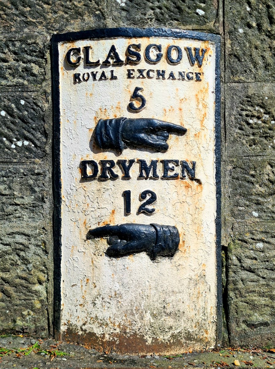 Cast-iron mile marker on Drymen Road on the outskirts of Glasgow.

#glasgow #castiron #metalwork #drymen #milemarker #glasgowhistory