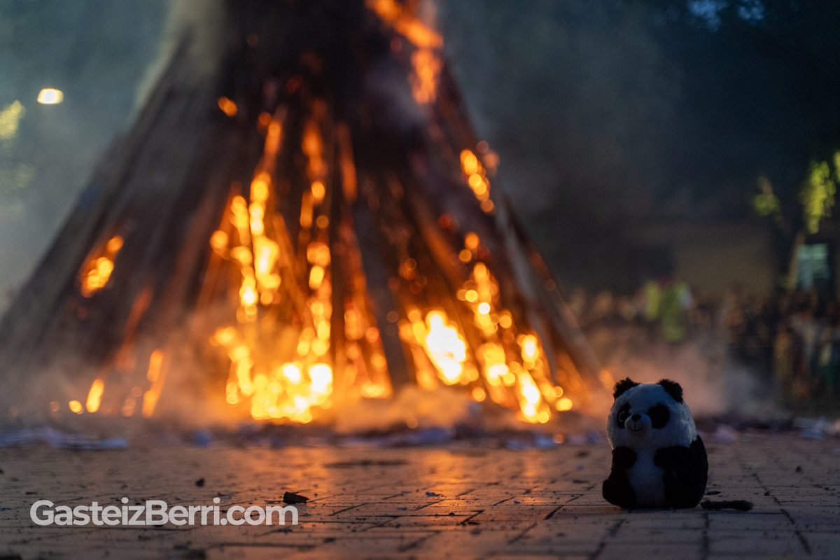 🔥 ¿Estuviste en la hoguera? Mira las mejores imágenes de Judimendi

Más fotos ➡️ gasteizberri.com/2025/06/hoguer…