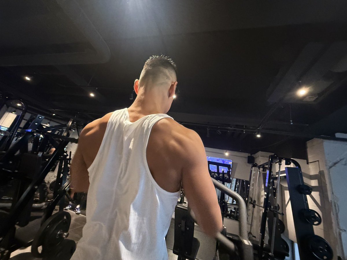 今日のパーソナルは
背中💪
まだまだ頑張るよ😤