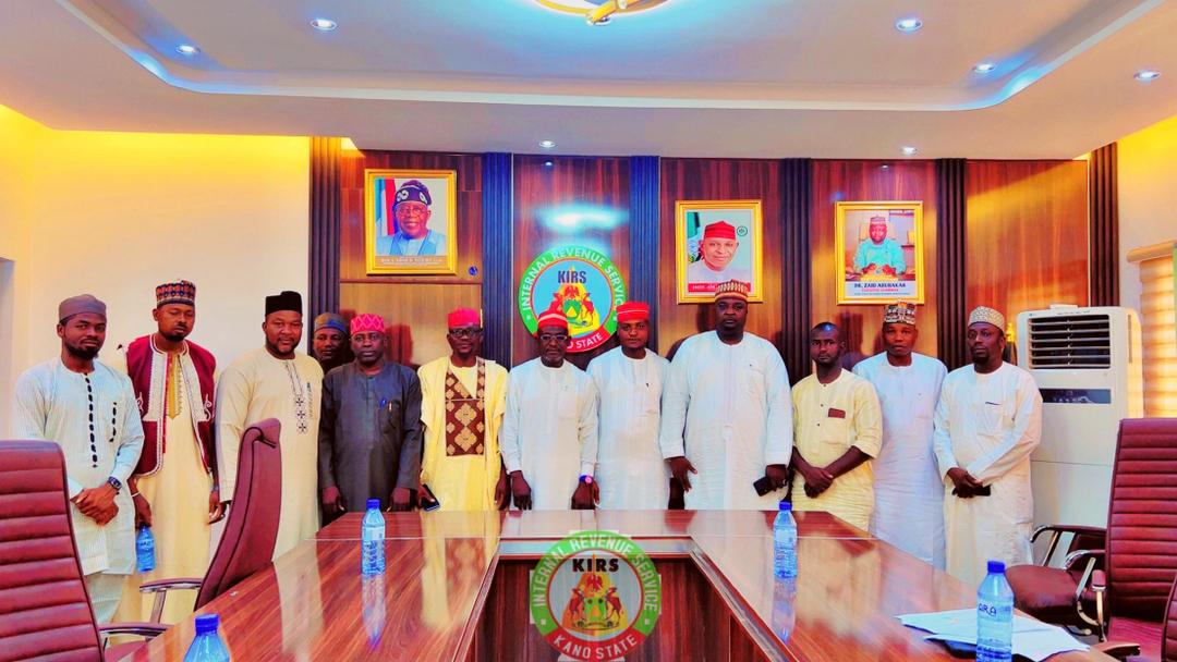 Kirsonline's tweet photo. KIRS Kano: Building bridges with market leaders to unlock revenue potential &amp; drive economic growth from the informal sector. 
Collaboration for a brighter future! 
#KIRS #TaxRevenue #KanoEconomy https://t.co/DRS37bH1wr