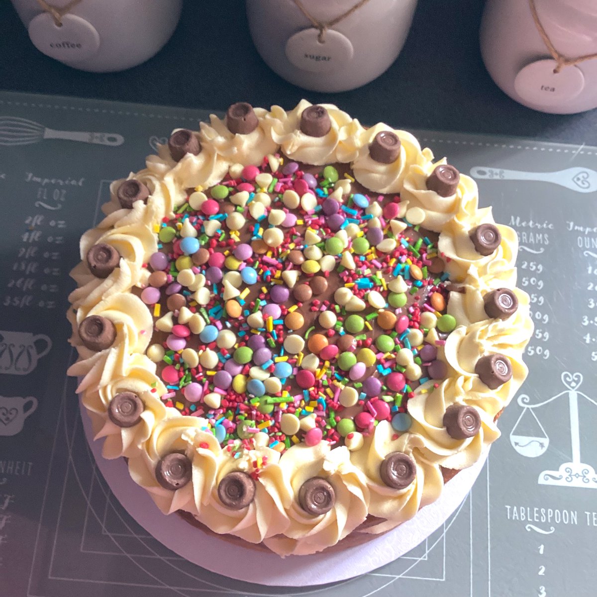 It’s been a while since I have had my piping bag out 🤔so it was nice to have a play over the weekend it’s always been my favourite thing 🥰