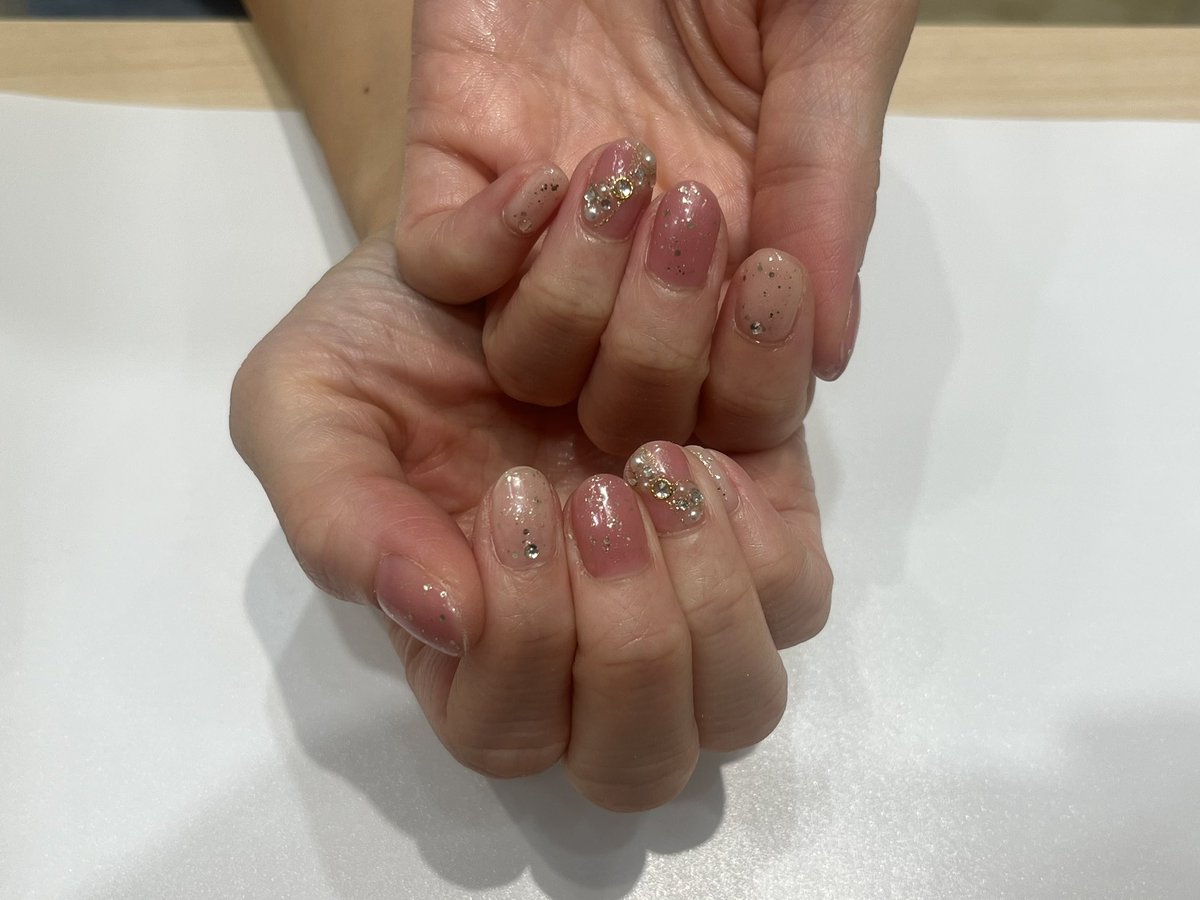 _riko_nail_'s tweet photo. 急募💨

🎀1名様限定🎀
6/27（金）15:00-（所要時間:60分程度）

🪽渋谷駅徒歩7分 神泉駅徒歩3分

🪽デザインコース
      4,990円→ 0円！！ #無料

⚠️注意事項ご了承の上、お爪の写真と一緒にDMお願い致します✉️@22_happp

 #ネイルモデル募集
 #ネイルサロン
 #渋谷ネイル 
#無料ネイルモデル https://t.co/tZUnI9LnjG