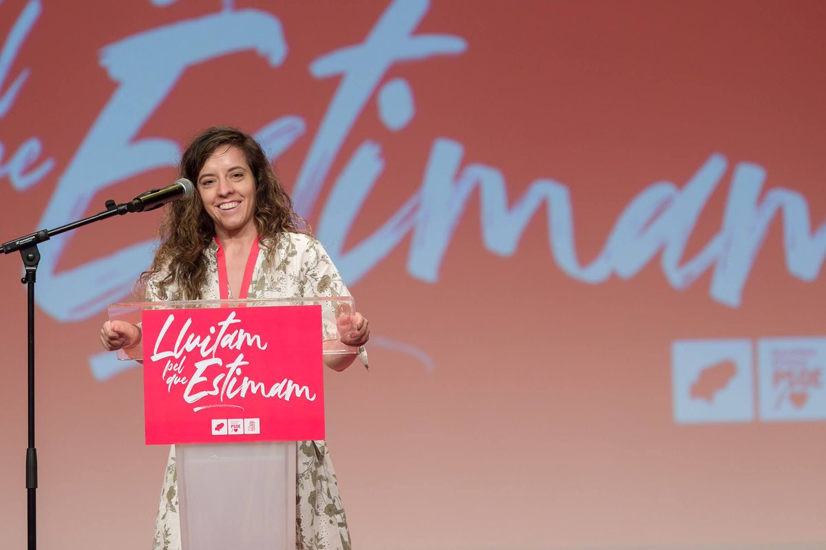 En el 7º Congreso de la <a href="/FSEPSOE/">Socialistes d’Eivissa</a>, cerré una etapa: dejo la Secretaría General de <a href="/JSEivissa/">Joventuts Socialistes d'Eivissa</a>.

Han sido 7 años de entrega, aprendizaje y compromiso.  Gracias a quienes me habéis acompañado en el camino.

Ahora, toca dar paso a nuevas voces. Siempre juntas, siempre adelante🌹