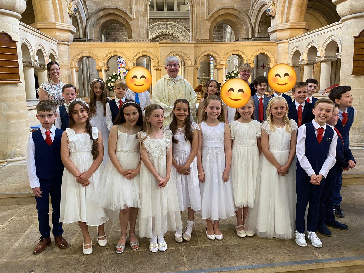 Congratulations to our Year 4 children for making their First Holy Communion this weekend.