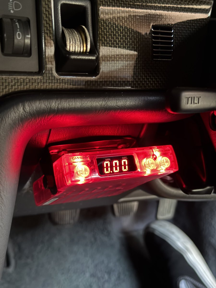 KShirza1's tweet photo. Discontinued Greddy turbo timer Skeleton pink 😮‍💨

#jzx100 #toyota #mark2 #1jz #drift https://t.co/8rEJTbN0ZV