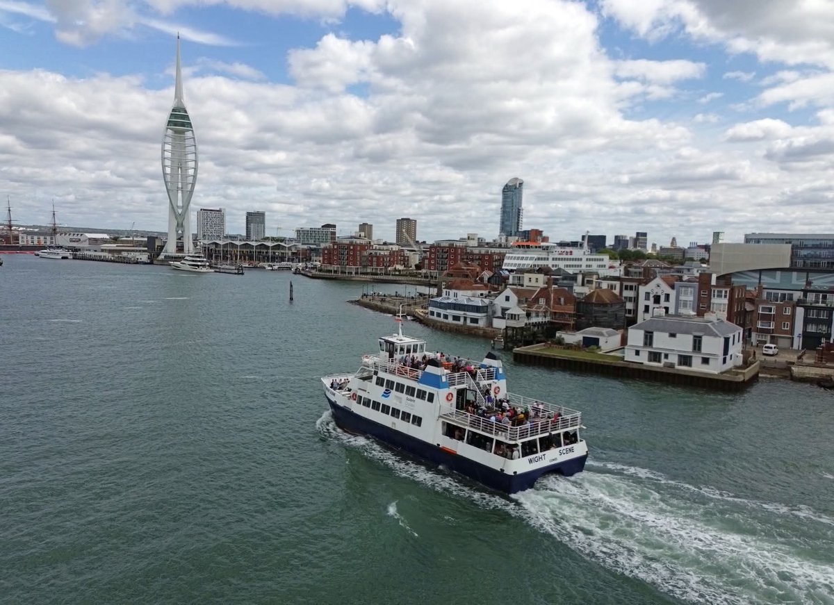 Solent Cruises Ltd tweet media