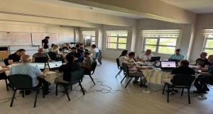 OKUL TABANLI İZLEME ARAŞTIRMASI'NDA KULLANILAN AÇIK UÇLU MADDE CEVAPLARI PUANLANDI
Genel Müdürlüğümüzde görevli uzmanlar rehberliğinde, ÖDM’lerde görev yapan 120 personelin katılımıyla gerçekleştirilen çalıştayda 294.262 öğrenci cevabı değerlendirildi.
🔗 meb.ai/pYyW7w