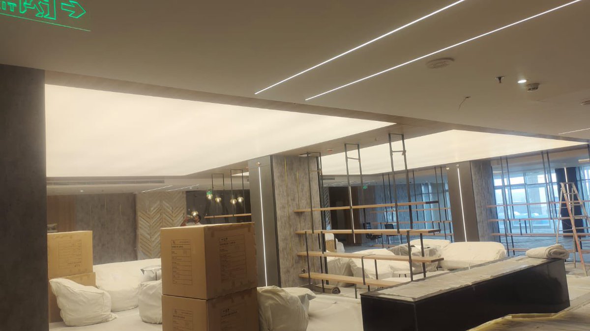 EASTERNCEILINGS's tweet photo. ✨ تجهز فيلا؟ مكتب؟ معرض؟
جرّب الأسقف المشدودة من الأسقف الشرقية – خبرة من 2011 يعني أكثر من 14 سنة ☺️
✅ بديل أنيق للجبس
✅ بدون دهان ولا تشطيب
✅ تنفيذ سريع ونظيف
✅ ضمان فعلي وجودة عالية
📍 نخدمك في جميع مناطق المملكة

📞 تواصل معنا الآن واستلم استشارتك مجانًا
📲 واتساب | 0547763323

الأسقف الشرقية – نخلي مشروعك يختلف
#أسقف_مشدودة #تصميم_داخلي #الشرقية #decor #الرياض #الدمام #stretchceiling #fabric #design