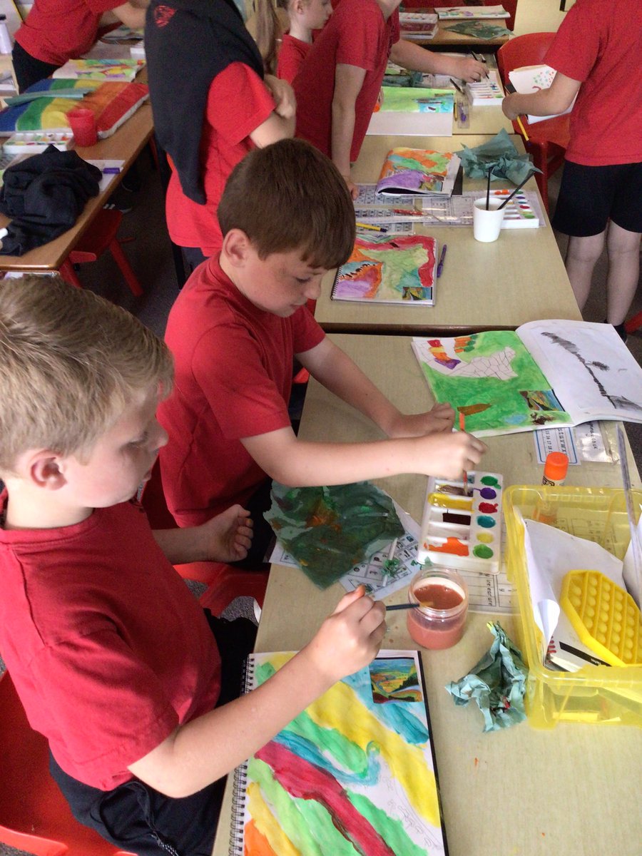 SPS_Year_3's tweet photo. We created some incredible art this week based on the work of David Hockney 🖼️ https://t.co/kj9fQD1lAc