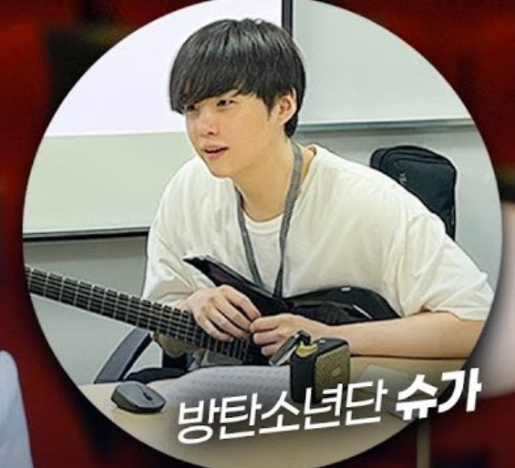 저 섬섬옥수좀 보세요 저걸로 기타를 쳤다고