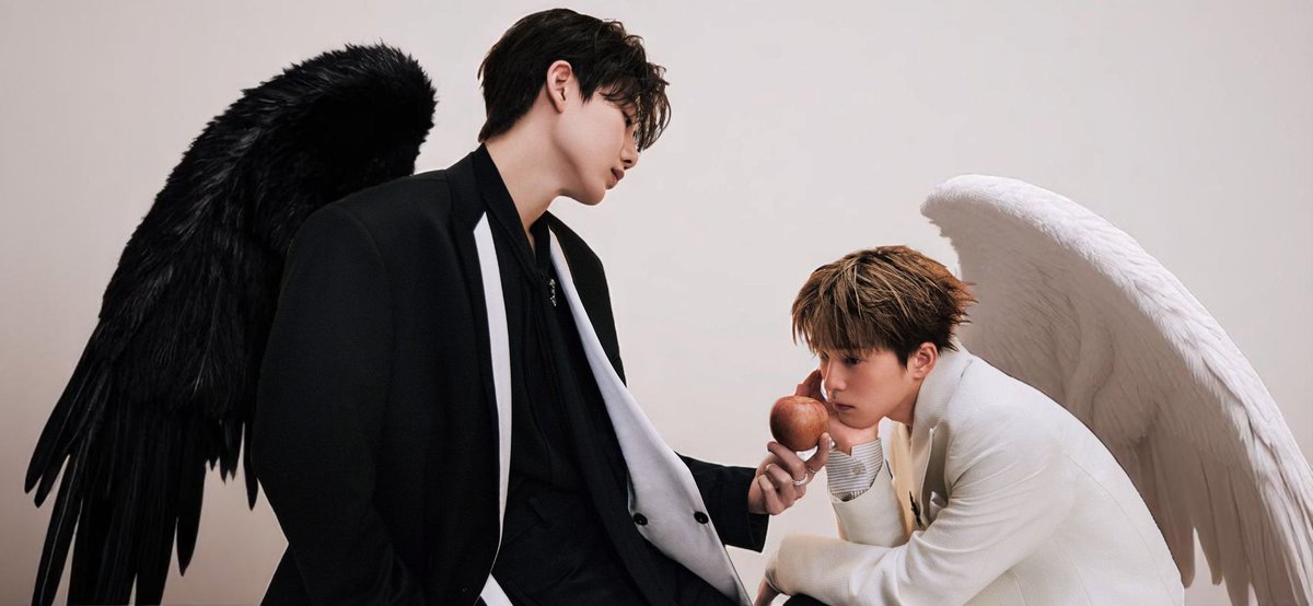 hear me out, this edit suits the concept... black and white, angel and demon concept.. like a temptation to take a bite of the apple 😭
#JUNKYU #ASAHI