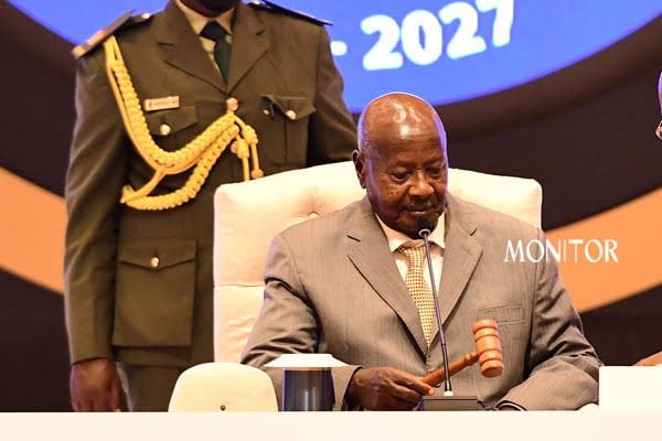 AlyshaKizito's tweet photo. @KagutaMuseveni “We appeal and advise the actors in the Middle East to draw back from the use of force and go back to the principled diplomacy. Iran and the Islamists should listen to our advice to recognize Israel and Israel should implement the two states solution.” President Yoweri Museveni https://t.co/3RQhbRgyyb